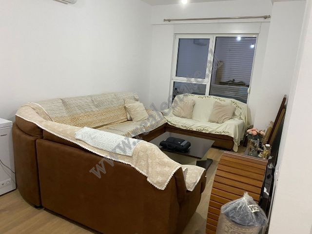 Apartament per zyra me qira ne rrugen Filip Jano tek Kompleksi Marga 2.
Ndodhet ne katin 2 te nje p